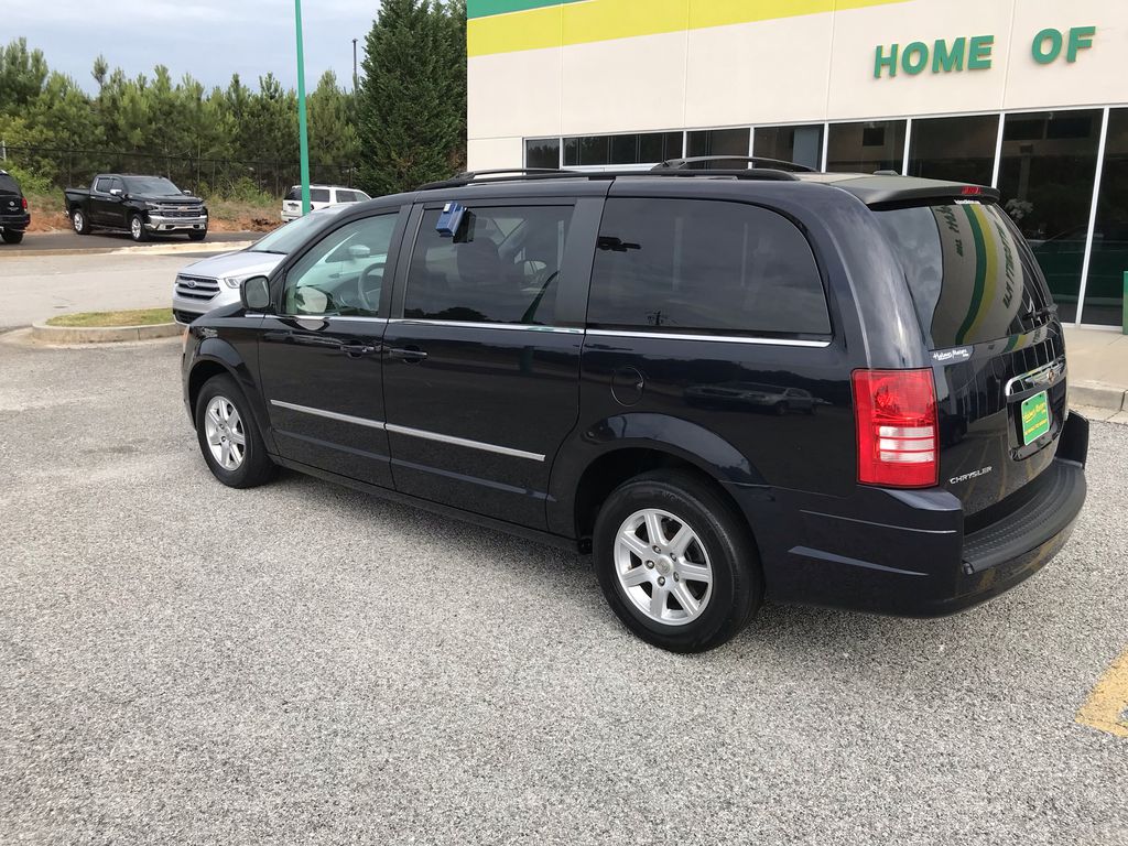 Used 2010 Chrysler Town & Country For Sale